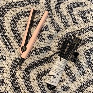 Brand new pyt mini straightener